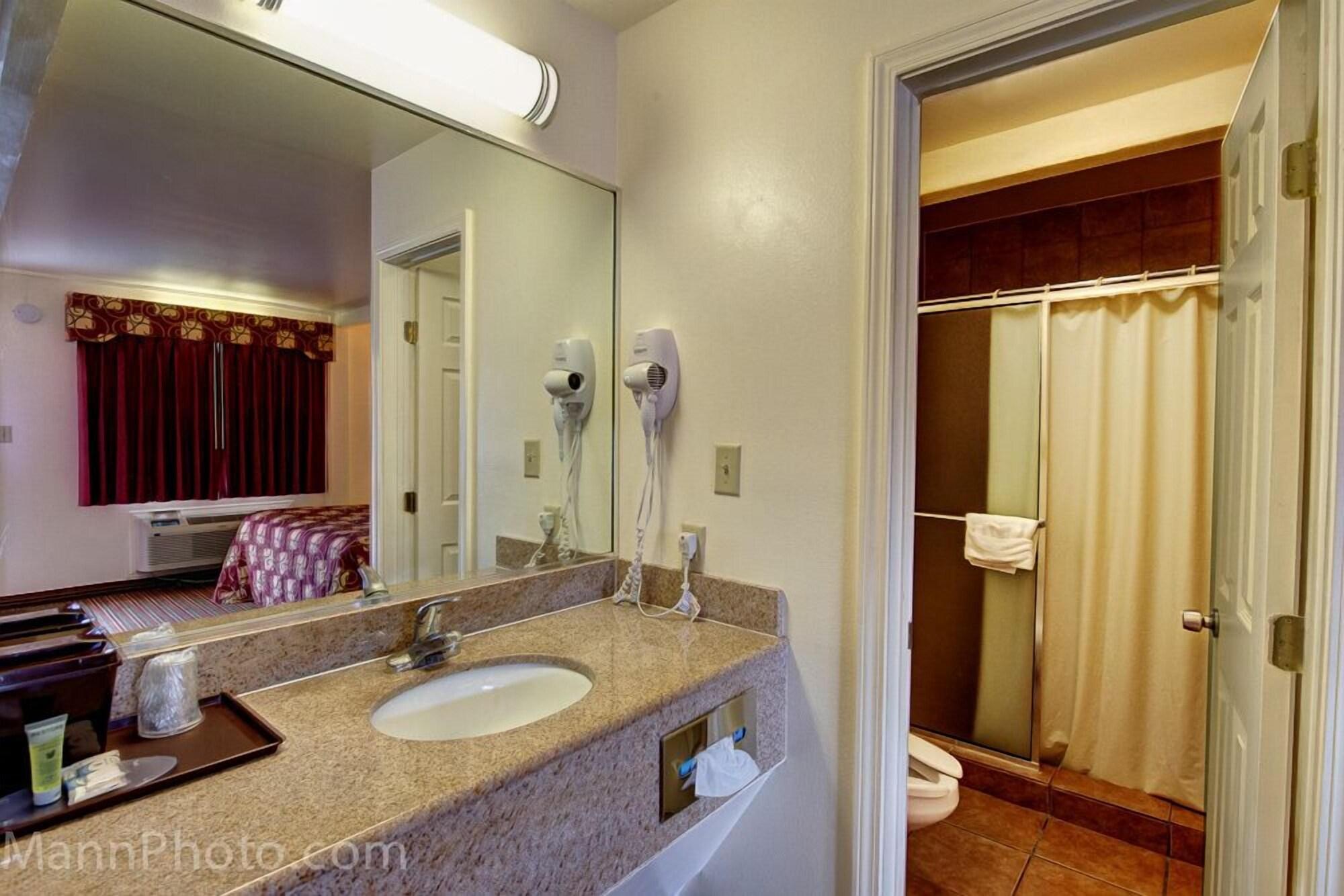 ديل ريو Whispering Palms Inn المظهر الخارجي الصورة