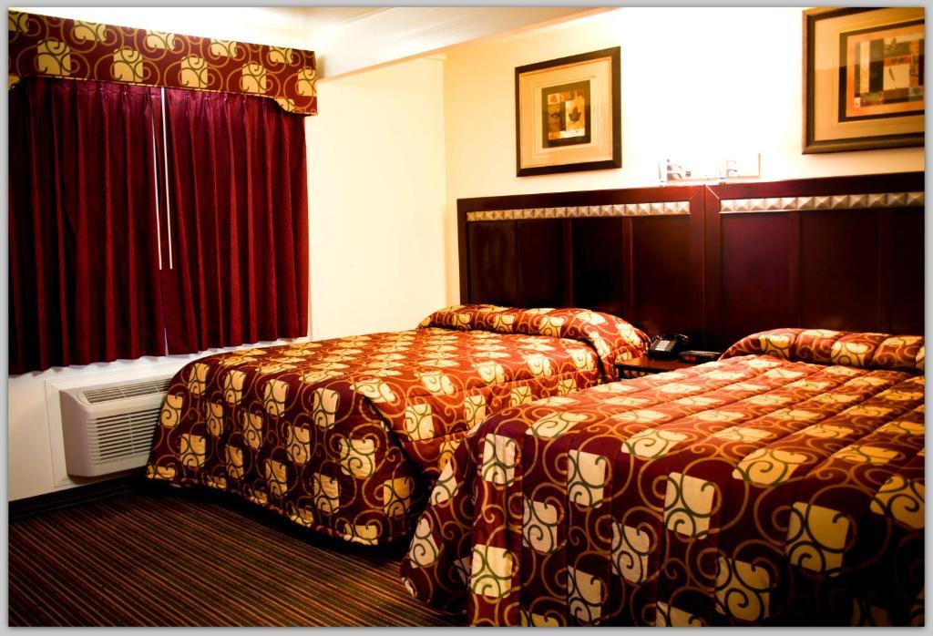 ديل ريو Whispering Palms Inn الغرفة الصورة